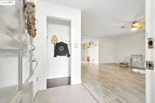 Photo #4: 41102399 Listing