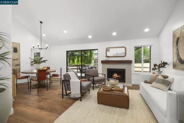 MLS: 41102422 Condo For Sale