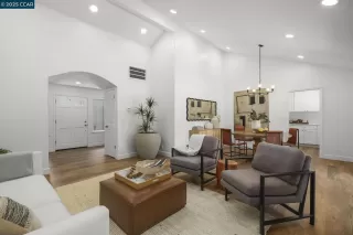 Photo #1: 41102422 Listing 