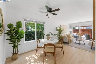 Photo #2: 41102431 Listing 