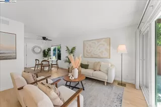 Photo #3: 41102431 Listing 