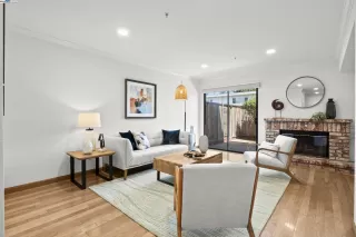 Photo #2: 41102473 Listing