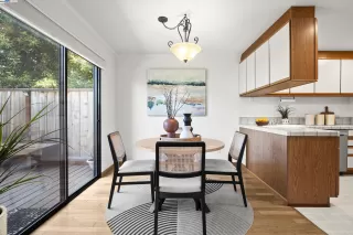 Photo #5: 41102473 Listing