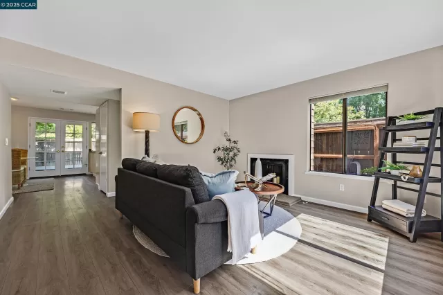 MLS: 41102483 Condo For Sale