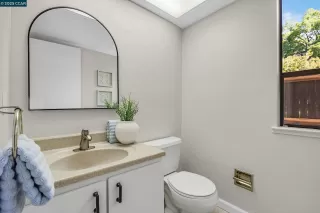 Photo #5: 41102483 Listing 