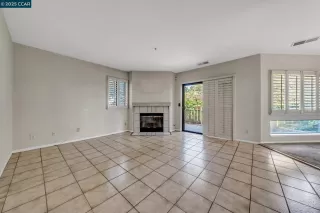 Photo #2: 41102534 Listing 