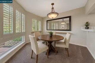 Photo #5: 41102534 Listing 