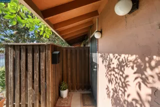 Photo #3: 41102546 Listing