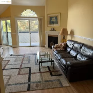 Photo #3: 41102562 Listing 