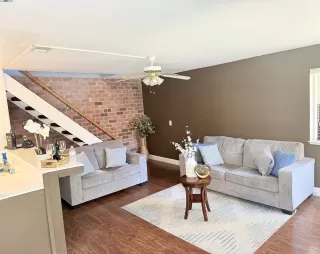 Photo #1: 41102570 Listing 