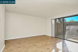 Photo #2: 41102610 Listing 