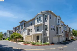 Photo #2: 41102625 Listing 