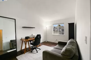 Photo #4: 41102652 Listing