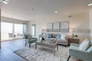 Photo #6: 41102653 Listing