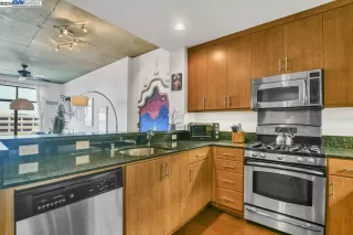 Photo #6: 41102680 Listing