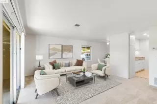 Photo #4: 41102723 Listing