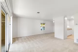 Photo #5: 41102723 Listing