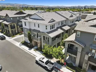 Photo #1: 41102724 Listing