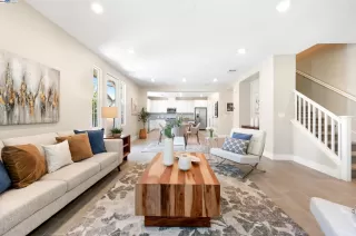 Photo #4: 41102724 Listing
