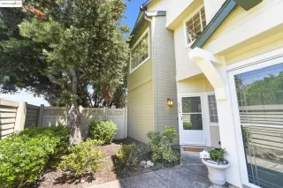 Photo #2: 41102726 Listing