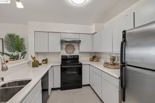 Photo #3: 41102784 Listing 