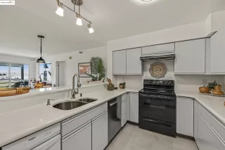 Photo #4: 41102784 Listing 