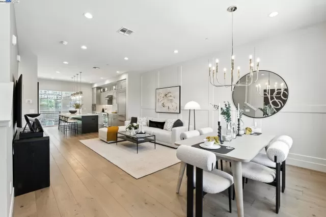 MLS: 41102814 Condo For Sale