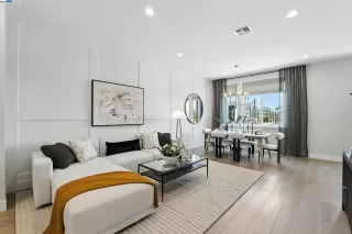 Photo #2: 41102814 Listing 