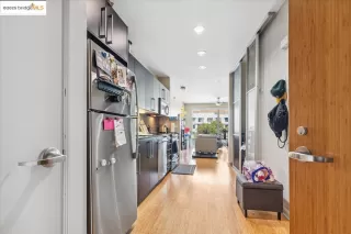 Photo #6: 41102878 Listing 