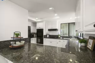 Photo #3: 41102911 Listing