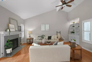 Photo #5: 41102911 Listing