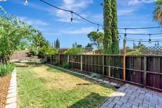 Photo #2: 41102916 Listing