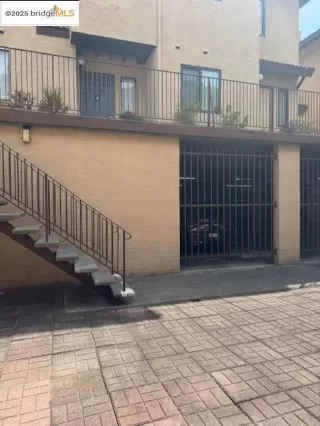 Photo #4: 41102923 Listing 