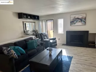 Photo #5: 41102923 Listing 