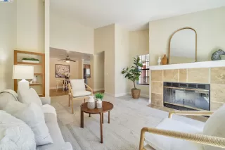 Photo #4: 41102954 Listing