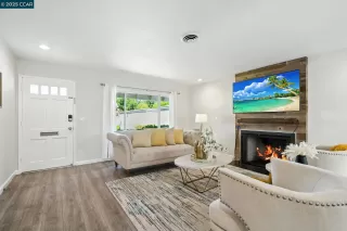 Photo #4: 41102984 Listing