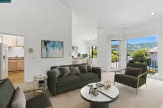 Photo #5: 41103001 Listing