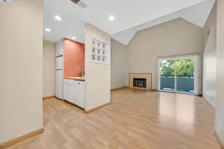 Photo #5: 41103023 Listing 