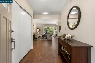 Photo #2: 41103036 Listing 