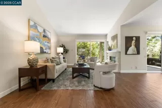 Photo #4: 41103036 Listing 