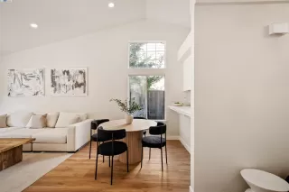 Photo #5: 41103055 Listing 