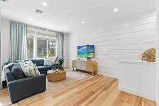 Photo #5: 41103062 Listing