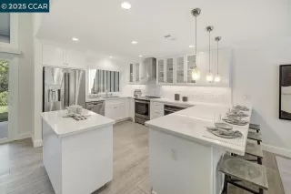 Photo #3: 41103072 Listing 