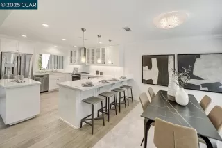 Photo #6: 41103072 Listing 