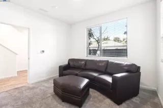 Photo #5: 41103083 Listing 