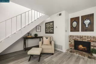 Photo #4: 41103102 Listing 