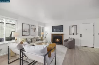 Photo #3: 41103105 Listing