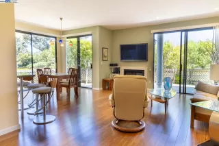 Photo #3: 41103150 Listing