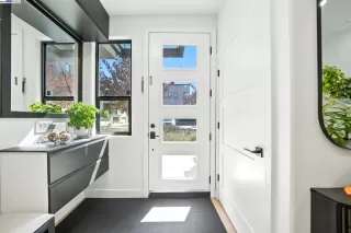 Photo #2: 41103189 Listing 