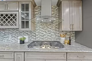 Photo #6: 41103217 Listing 